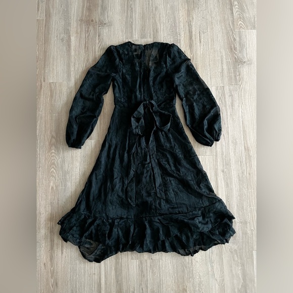 NWT Lulus Spectacular Feeling Emerald Embroidered Faux Wrap Midi Dress - Small - Picture 10 of 10